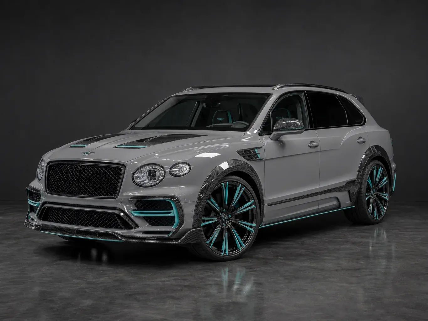 Bentley Bentayga Mansory in Nardo Gray/Tiffany Blue