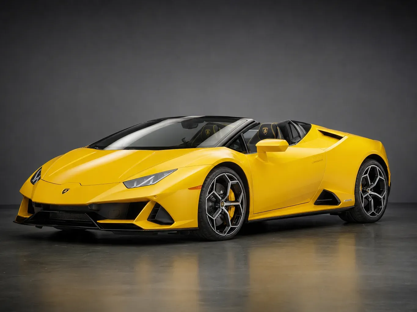 Lamborghini Huracan EVO Spyder Yellow in Yellow