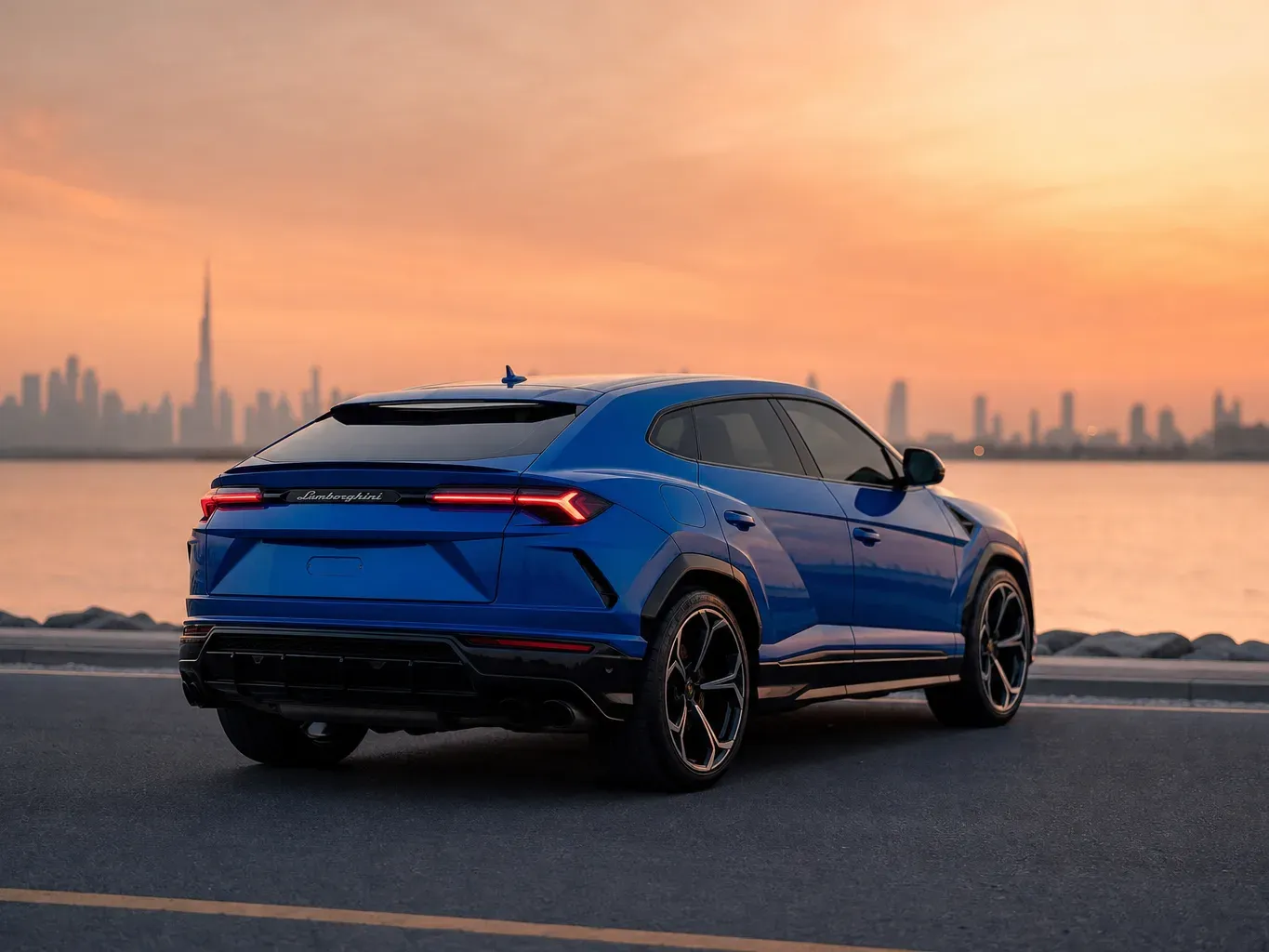 Lamborghini Urus Blue rear three-quarter view