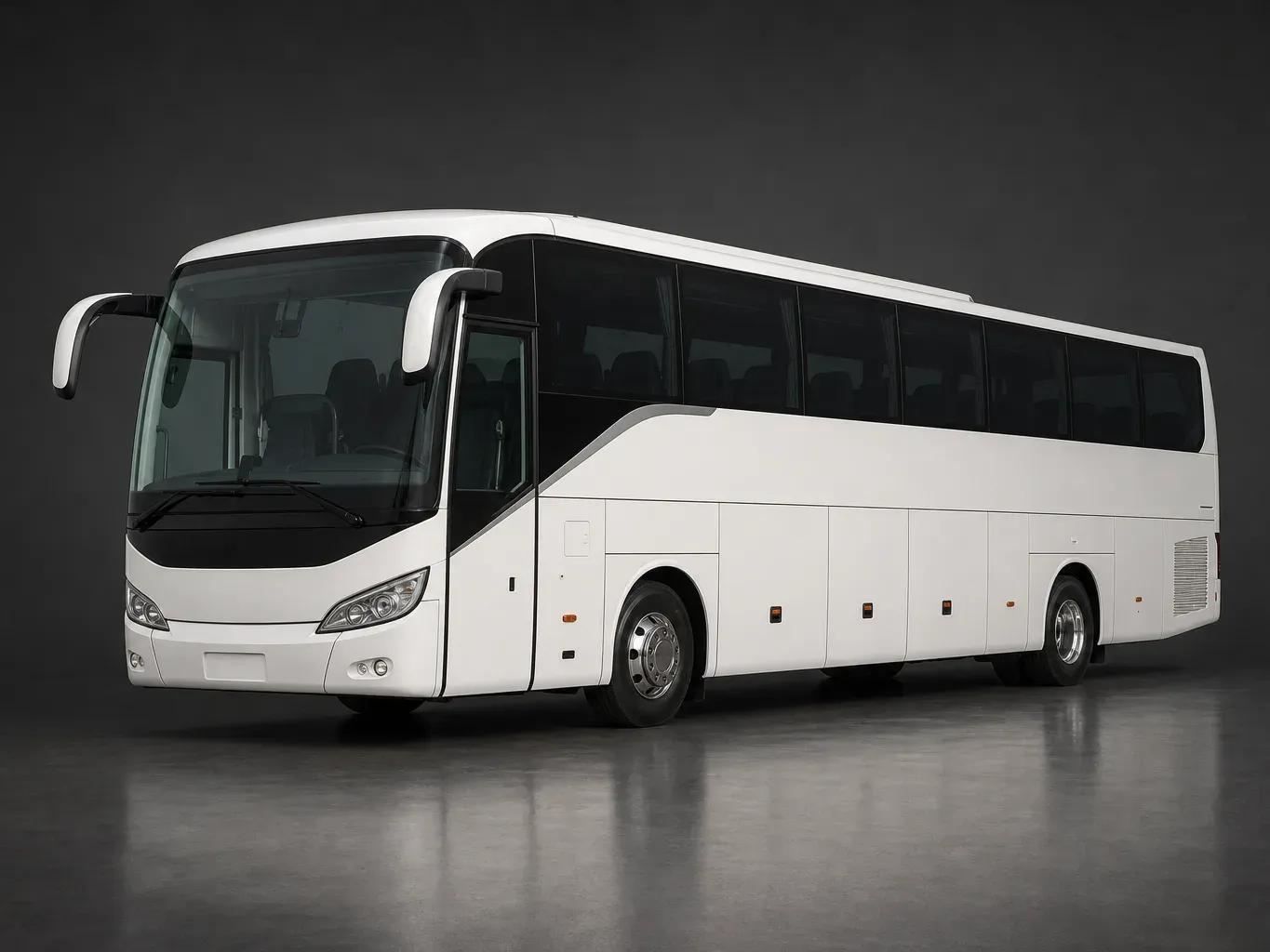 35-Seat Luxury Bus