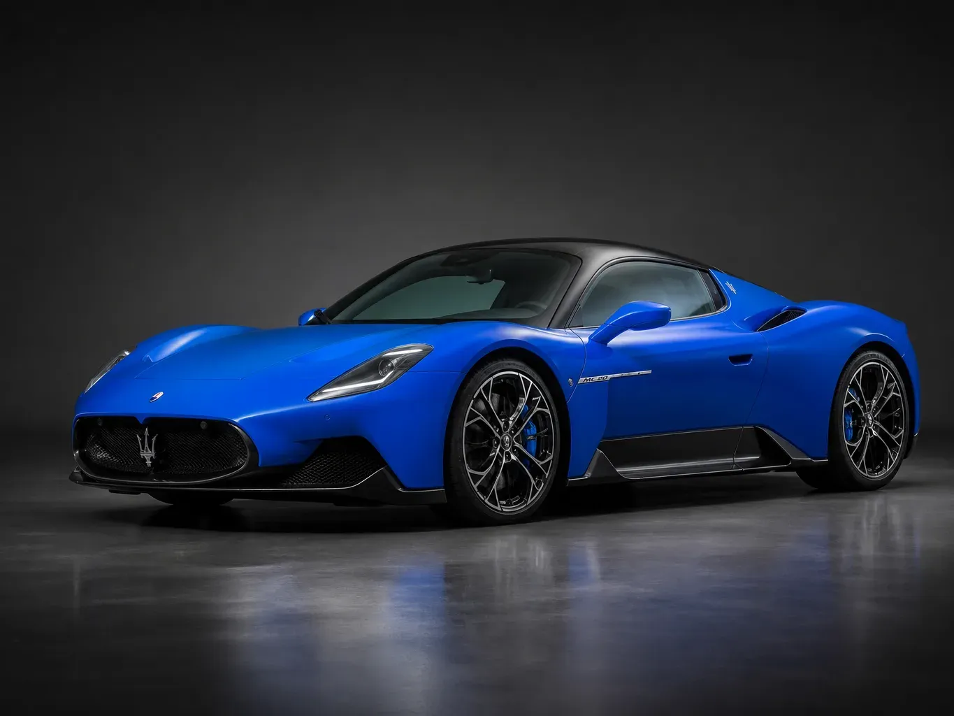 Maserati MC20 in Blue
