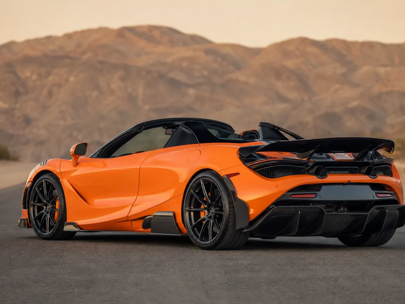 McLaren 720S Novitec Spyder rear three-quarter view