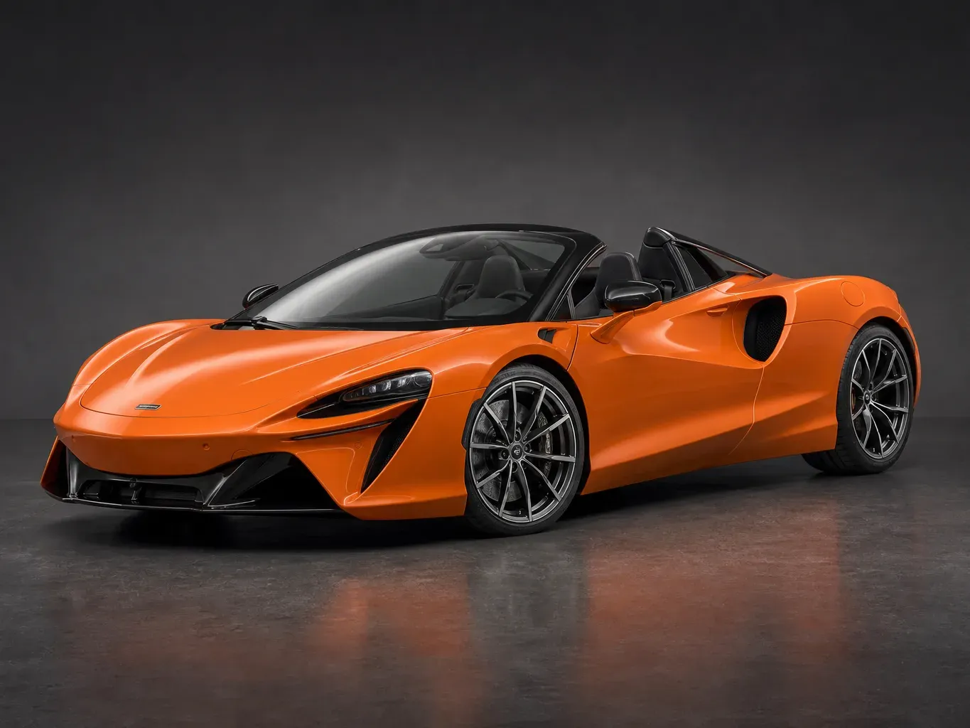 McLaren Artura Spyder in Orange