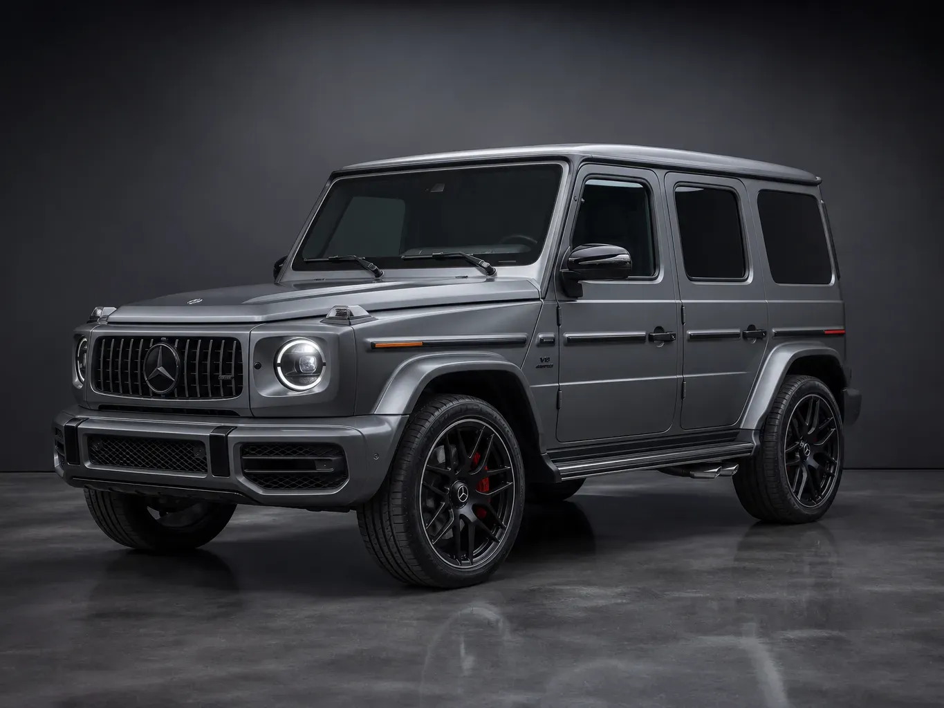 Mercedes-Benz AMG G63 Matte Gray in Matte Gray