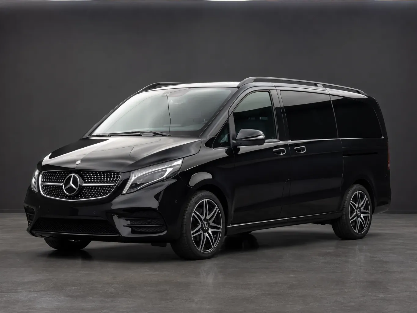 Mercedes-Benz V250 VIP Line in Black