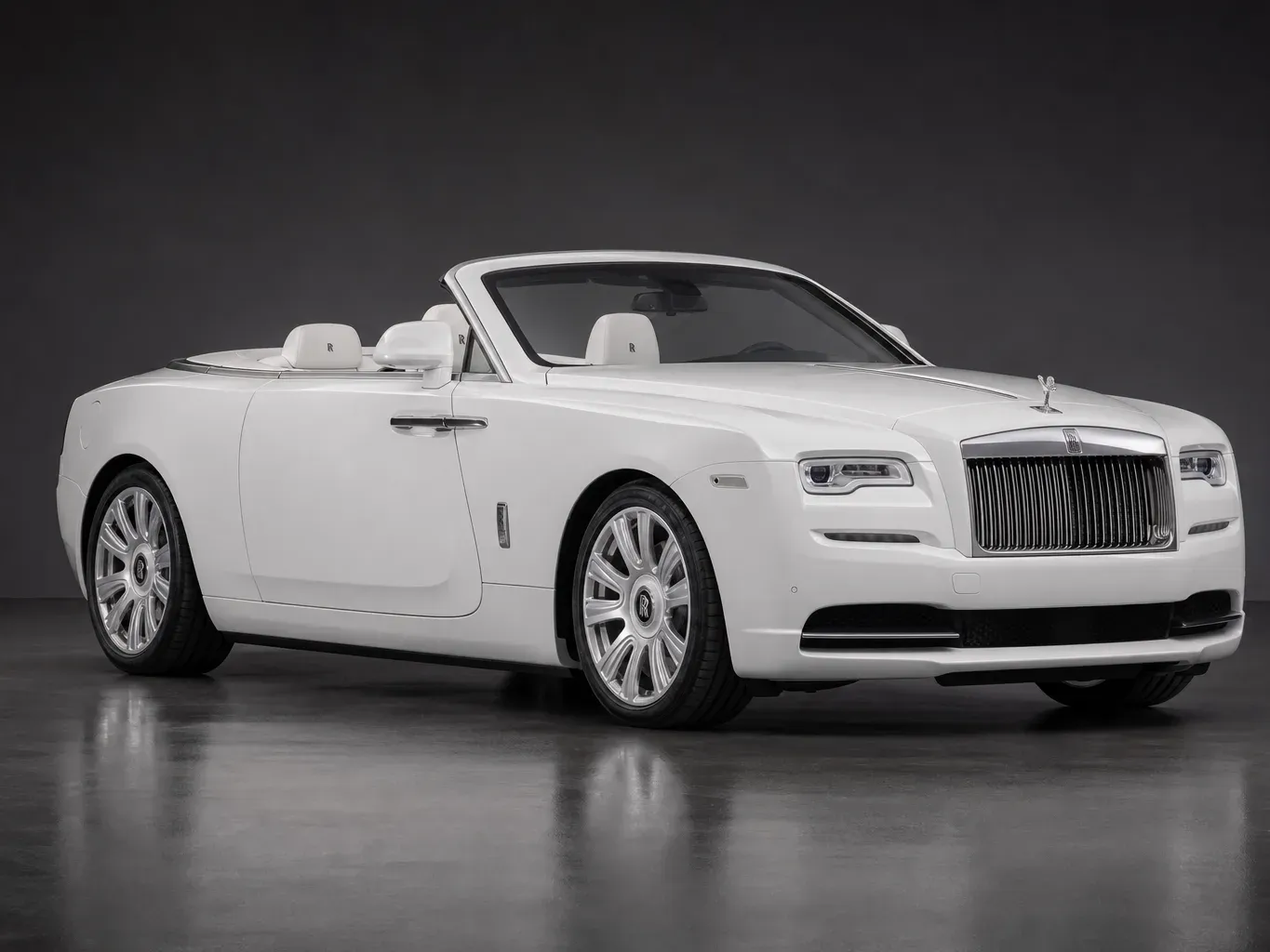 Rolls-Royce Dawn White in White